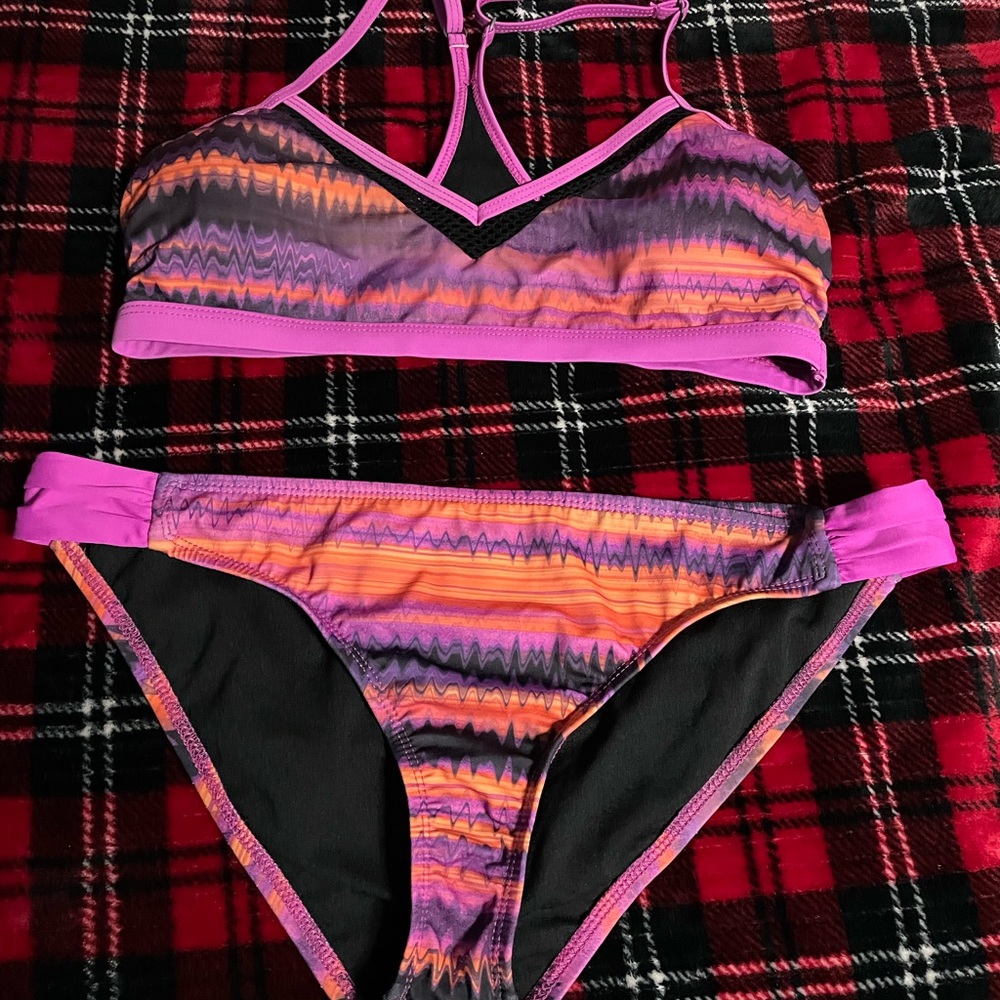 Woman’s Oakley Bikini
